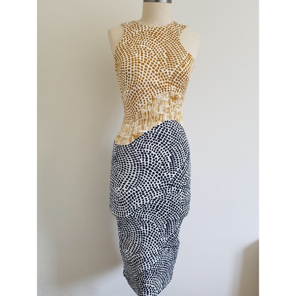 H&M Multi Patterned Dress - Picture 4 of 9